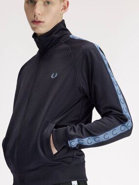NWT FRED PERRY JACKET SIZE M